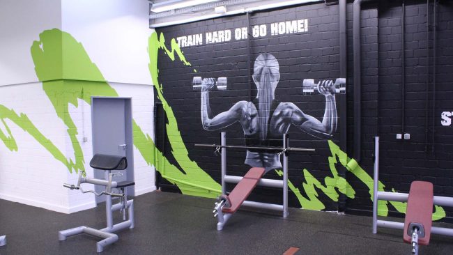 graffiti firma hagen bochum wuppertal hohenlimburg iserlohn lüdenscheid schwelm gevelsberg streetart fassade garage graffitiauftrag workshop geschäft fitnessstudio aussenwand fassadengestaltung sprayer sprüher sprühdose